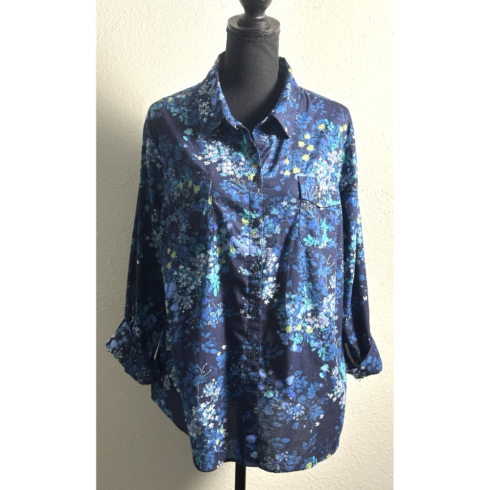 Croft & Barrow Women's Lightweight Blue Floral Roll-up Sleeves Size (XL)
